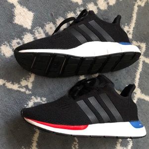 Adidas Swift Run boys sneakers